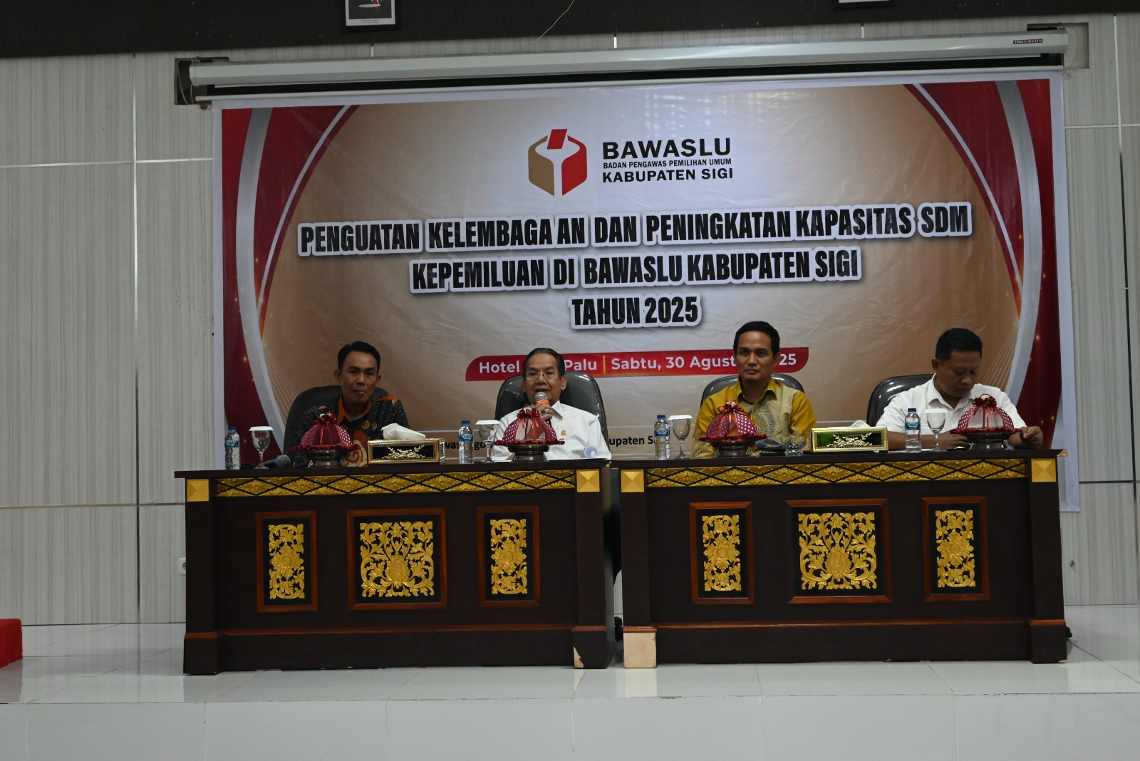 Anggota DPRD RI H.Longki Djanggola menjadi salah satu Narasumber dalam penguatan kelembagaan Sumber Daya Manusia,Sabtu (30/8/2025) 