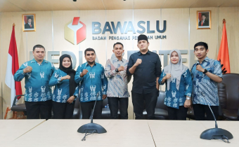 Ketua dan Kepala Sekretariat Bawaslu Kabupaten Sigi