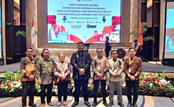 foto Bersama Pimpinan Bawaslu Provinsi Sulawesi Tengah dan Kab.Kota